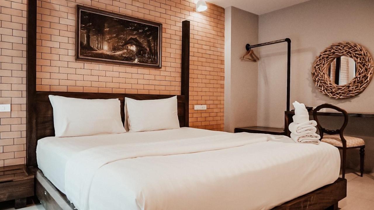Letana Hotel Bang Phli Luaran gambar